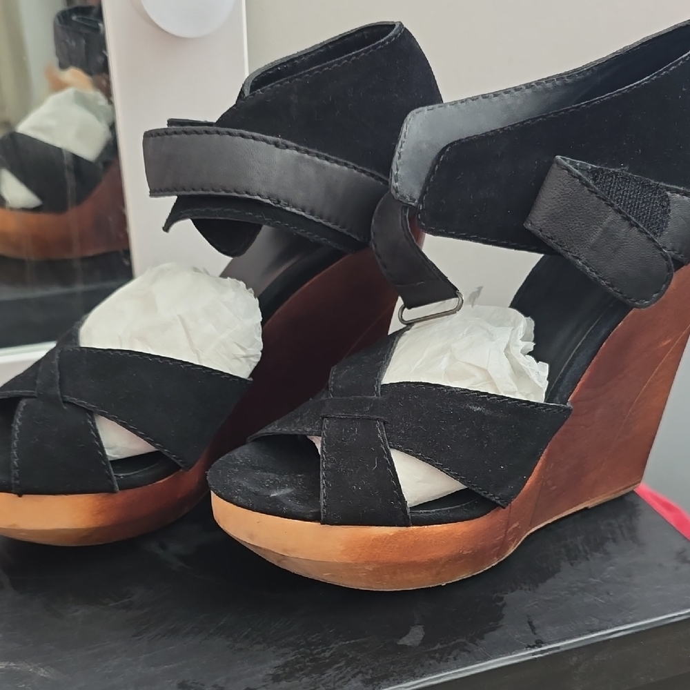 Joe's Jeans Black Wedge Sandals